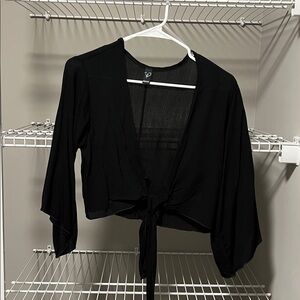 NWOT * Windsor Black Sheer Tie Top Size Small